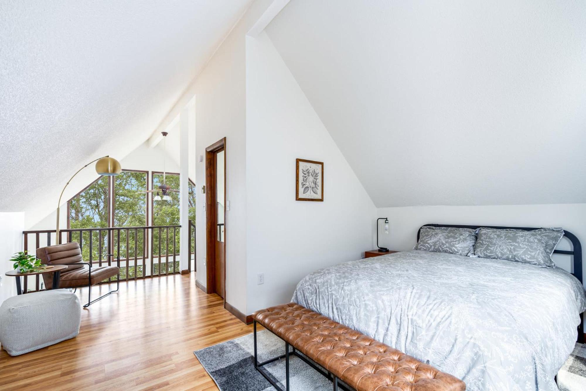 Modern Chalet Cabin W Hot Tub, Deck&Grill, & Wifi! Inwood Exterior foto