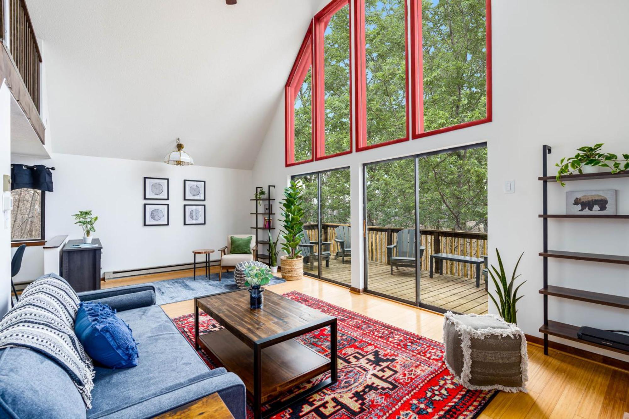 Modern Chalet Cabin W Hot Tub, Deck&Grill, & Wifi! Inwood Exterior foto
